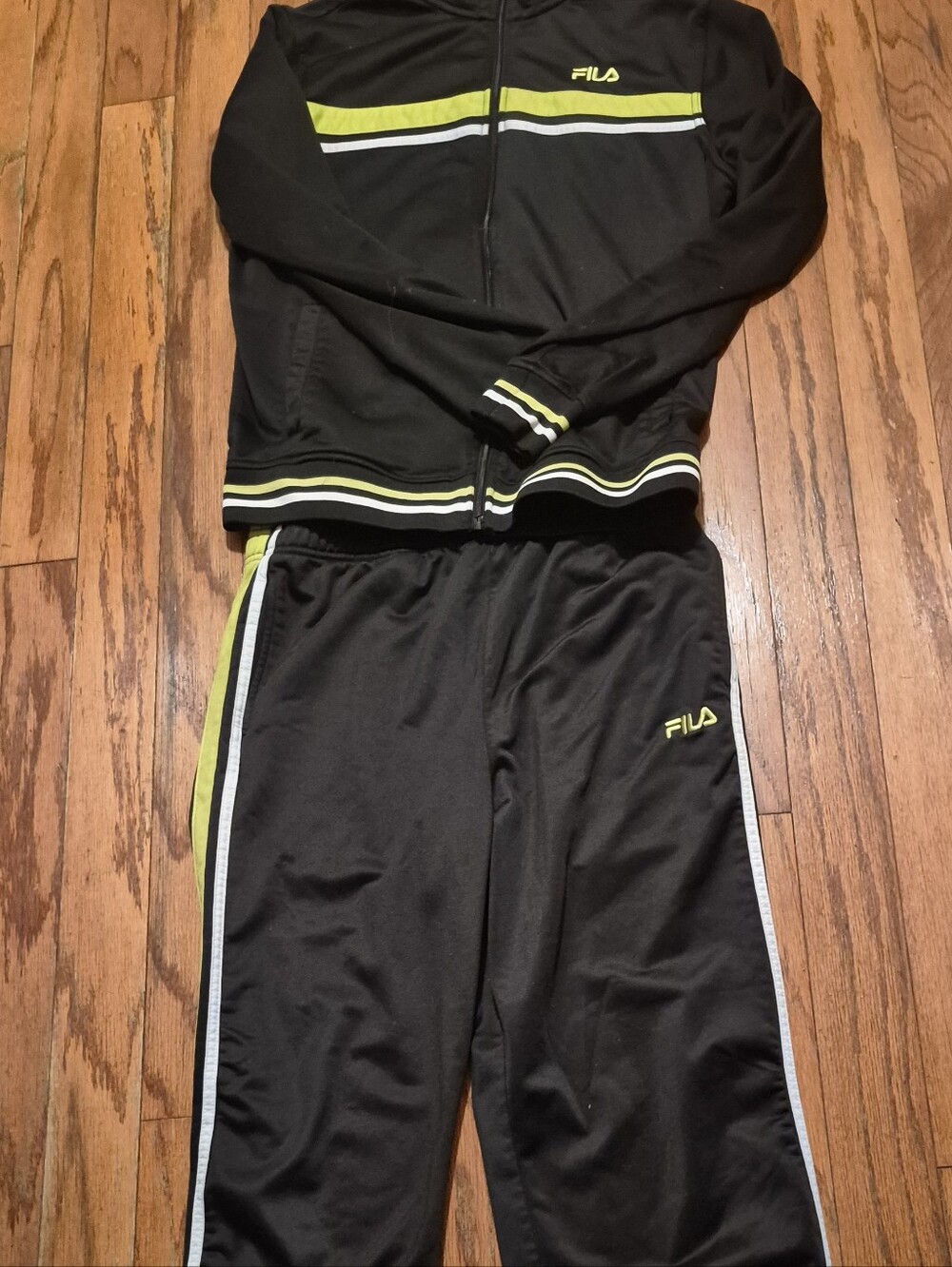 Fila Mens Sz M/L Black Sweatsuit with Lime & White Side Stripe